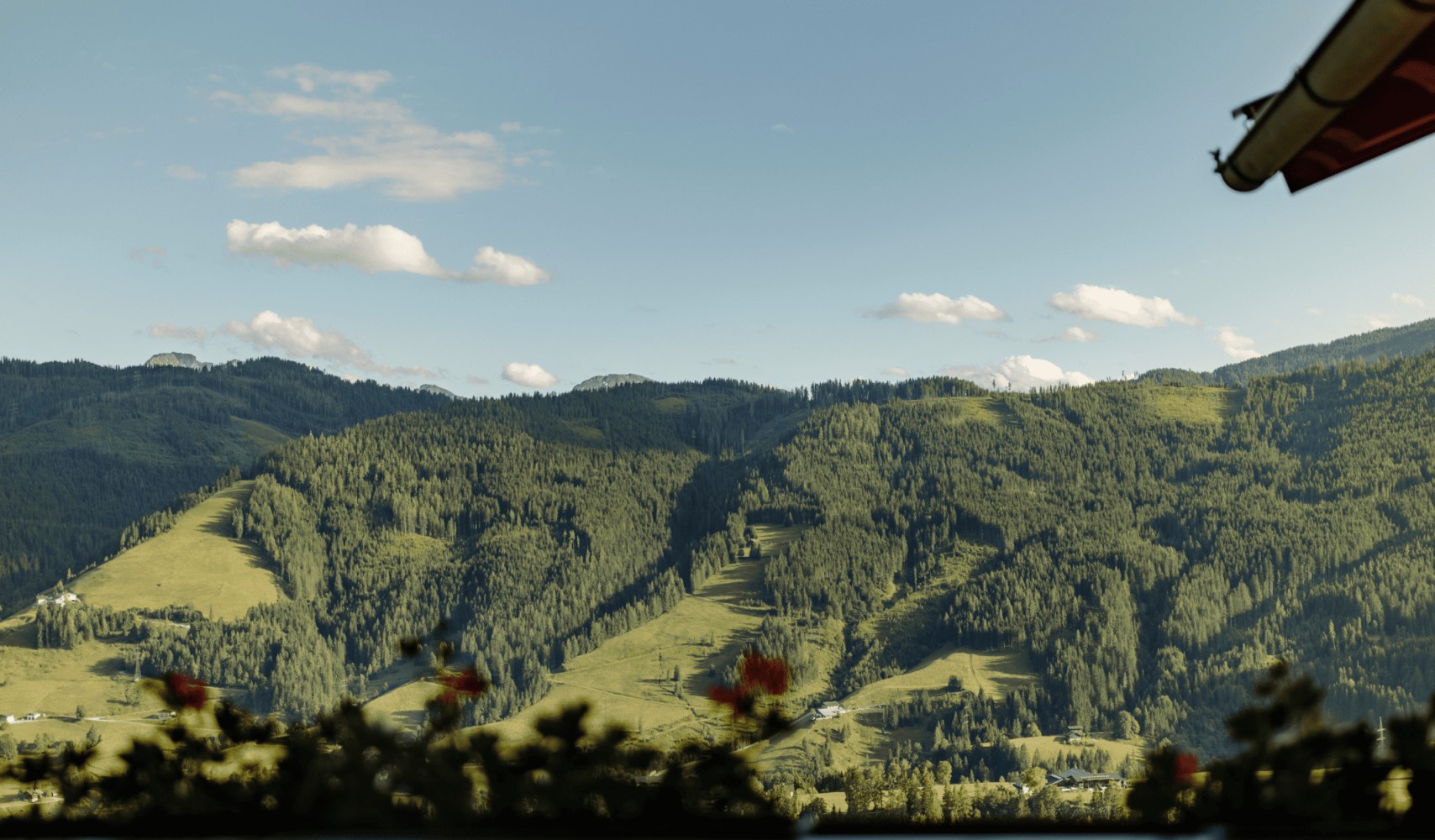 Aussicht in die Bergwelt des Hoochkönigs