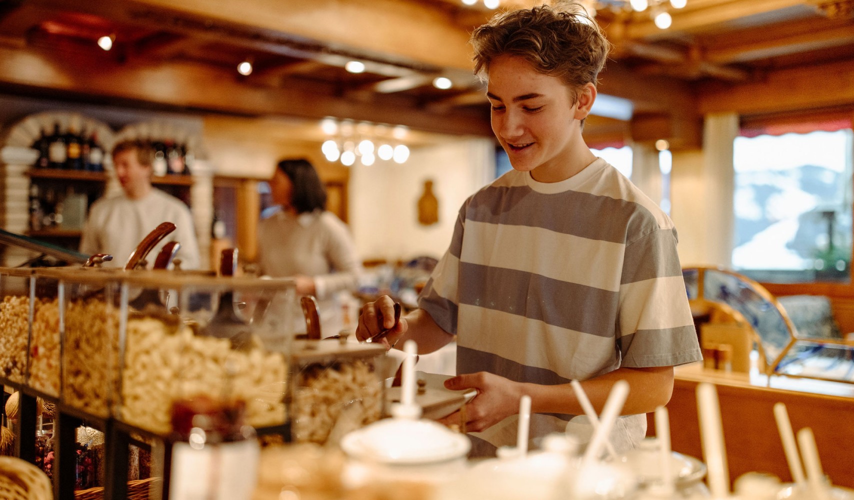 Frühstücksbuffet für die ganze Familie