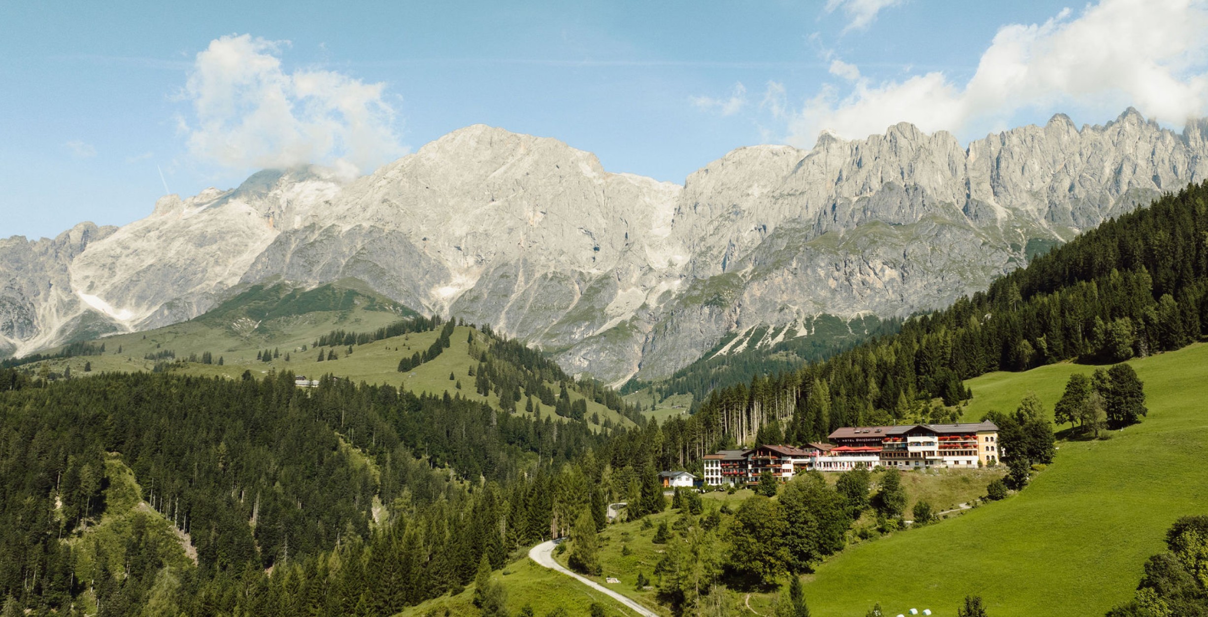 Anreise in die Natur den Hockönig-Gebiets