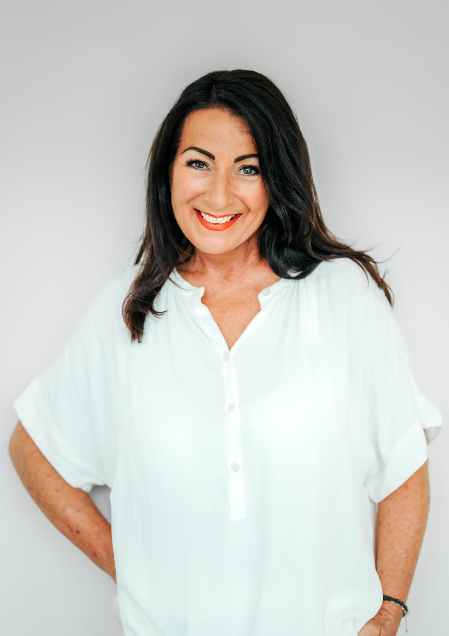 Michaela mit Gesichtsbehandlungen