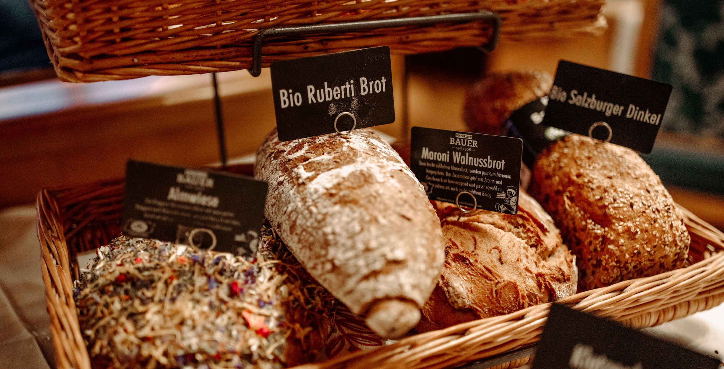 Frisches Holzofenbrot