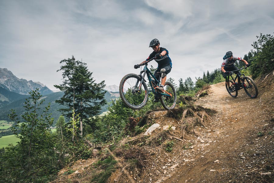 Downhill Biken am Hochkonig fur Abenteuerlustige